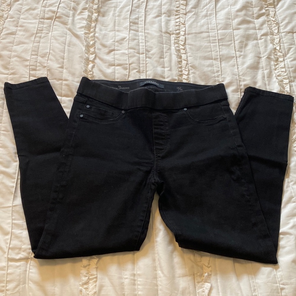 Liverpool denim leggings • like new condition • size 12